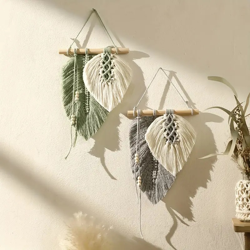 Macrame Wall Hanging - Appeso a parete con foglie di