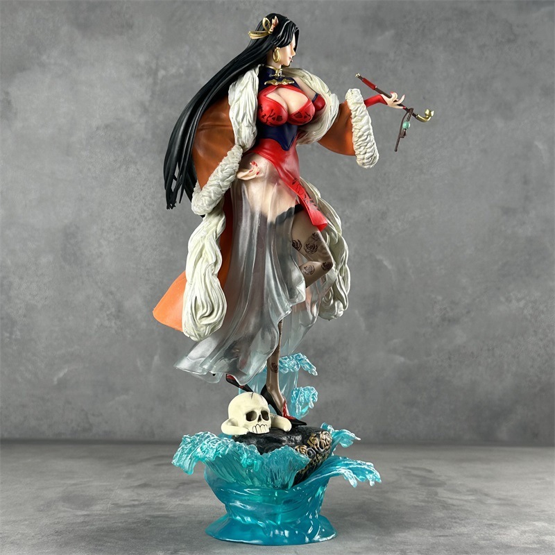 Statuetta di Boa Hancock da On - Home Decor Company recensione e prezzo